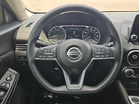 Used 2023 Nissan Sentra SV FWD image 11