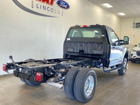 New 2026 Ford F350 XL w/ XL Chrome Package AWD/4WD image 7