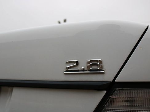 Used 1993 Mercedes-Benz 300 E 2.8 image 12