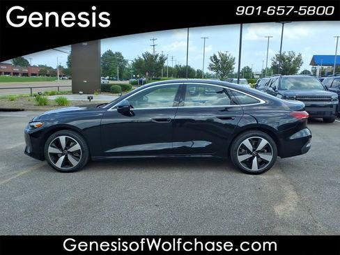 Used 2025 Audi A5 2.0T Premium Plus w/ Premium Plus AWD/4WD image 2