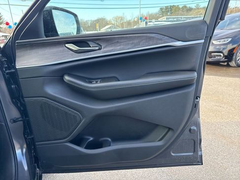 New 2026 Jeep Grand Cherokee Laredo image 30