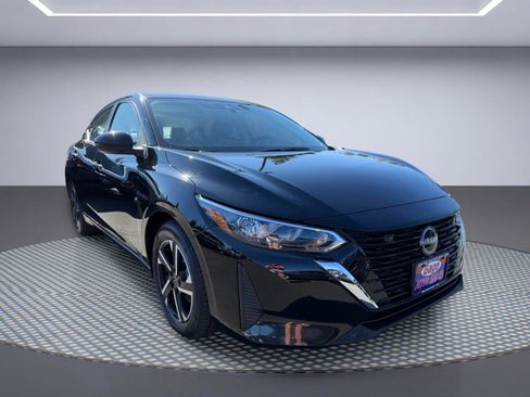 Used 2024 Nissan Sentra SV FWD image 10