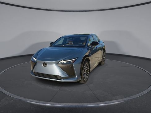 Used 2023 Lexus RZ 450e Premium w/ Technology Package AWD/4WD image 4