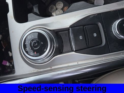 Used 2023 Ford Explorer XLT w/ Equipment Group 202A image 12