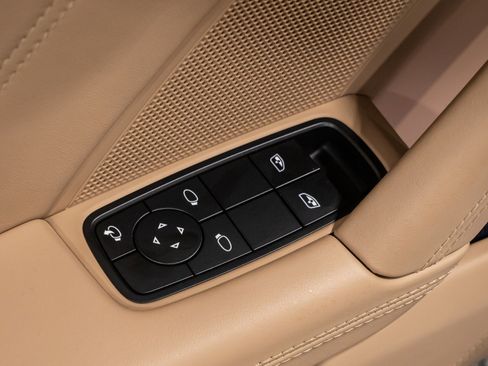 Used 2024 Porsche 911 Targa 4 GTS image 41