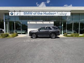 Used 2018 Toyota 4Runner 4WD image 1
