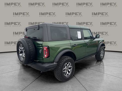 Used 2025 Ford Bronco Badlands image 5