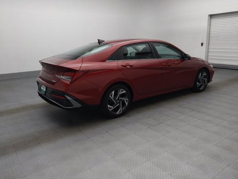 Used 2024 Hyundai Elantra Limited FWD image 10