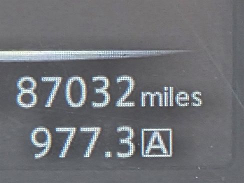 Used 2016 Nissan Rogue S FWD image 12