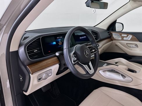 Used 2023 Mercedes-Benz GLE 450 4MATIC image 10