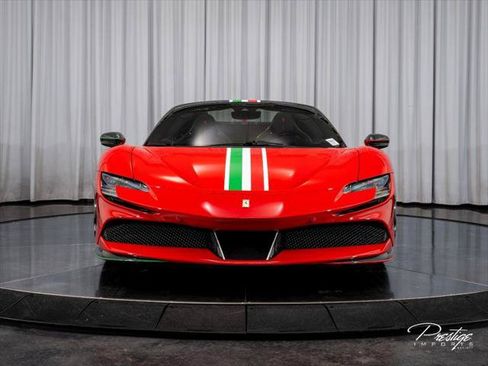 Used 2024 Ferrari SF90 Spider AWD/4WD image 5
