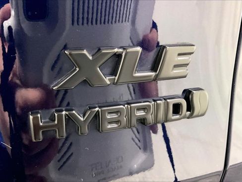 Used 2024 Toyota RAV4 XLE Premium w/ Weather Package image 8