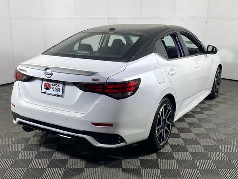 New 2025 Nissan Sentra SR image 7