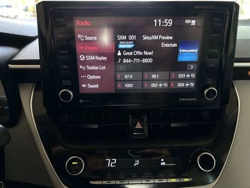 Used 2022 Toyota Corolla LE image 11