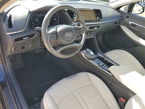 Used 2023 Hyundai Sonata Limited w/ Cargo Package image 4