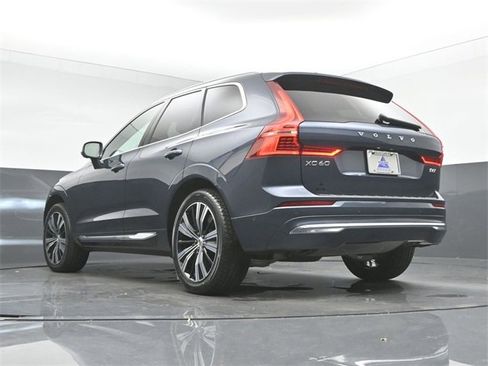 Used 2022 Volvo XC60 B6 Inscription w/ Advanced Package image 41