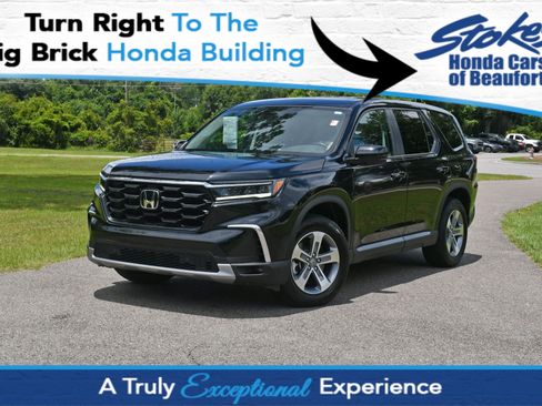 Used 2025 Honda Pilot EX-L image 1