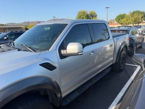 Used 2018 Ford F150 Raptor w/ Equipment Group 802A Luxury AWD/4WD image 7