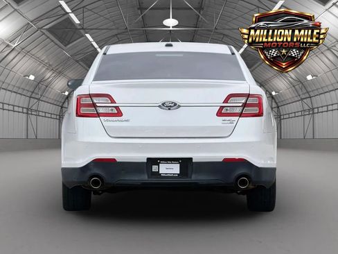 Used 2014 Ford Taurus SEL w/ Equipment Group 201A AWD/4WD image 4