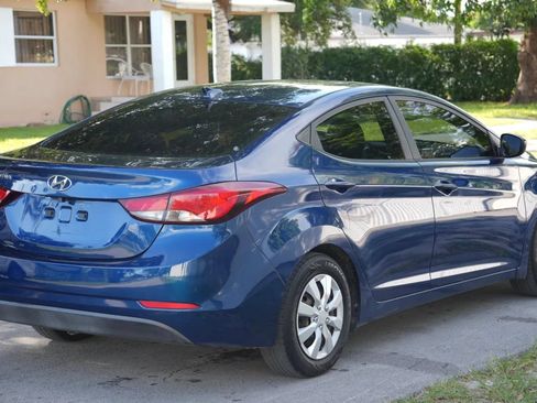 Used 2016 Hyundai Elantra SE FWD image 6