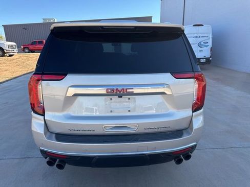 Used 2024 GMC Yukon Denali image 7