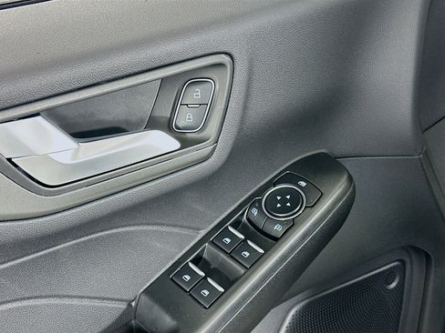 New 2025 Ford Escape SE w/ Class II Trailer Tow Package image 8