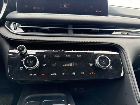 Certified 2026 INFINITI QX60 Luxe w/ Cargo Package AWD/4WD image 23