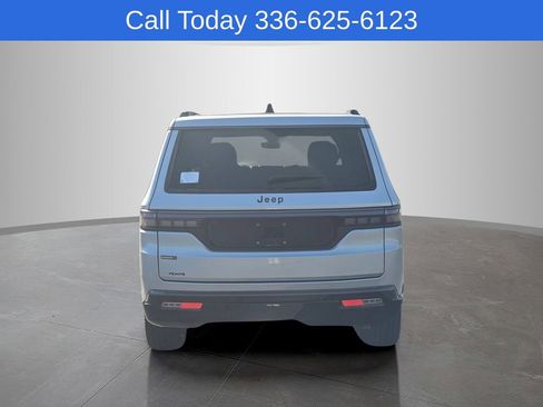 New 2026 Jeep Grand Wagoneer L Limited AWD/4WD image 8