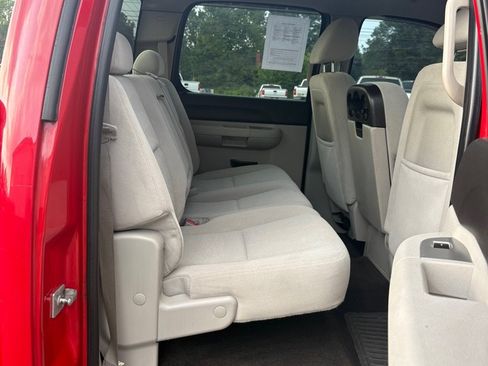 Used 2007 Chevrolet Silverado 1500 LT w/ 1LT Convenience Package AWD/4WD image 13