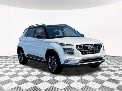 New 2026 Hyundai Venue SEL image 17