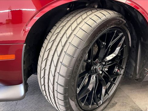 Used 2019 Dodge Challenger R/T Scat Pack RWD image 33