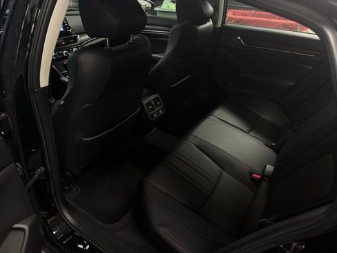 Used 2021 Honda Accord EX-L image 18