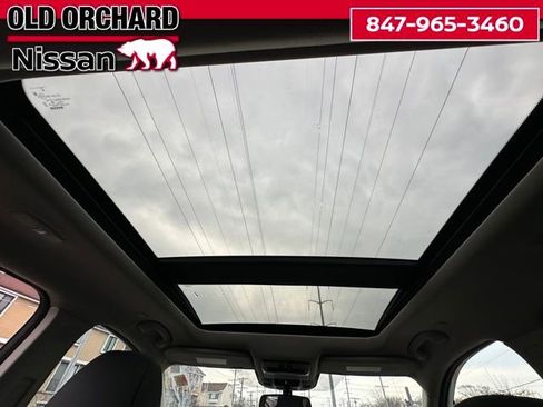 Used 2023 Nissan Rogue SL w/ SL Premium Package image 14