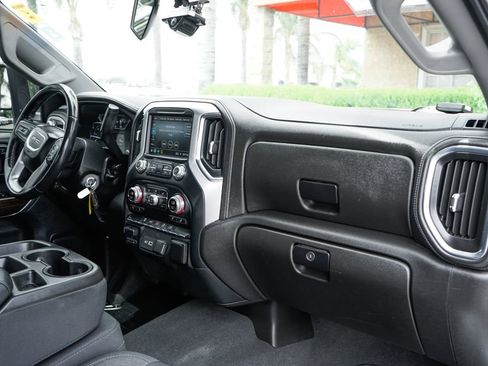 Used 2021 GMC Sierra 2500 SLE w/ Fleet Comfort Package image 32