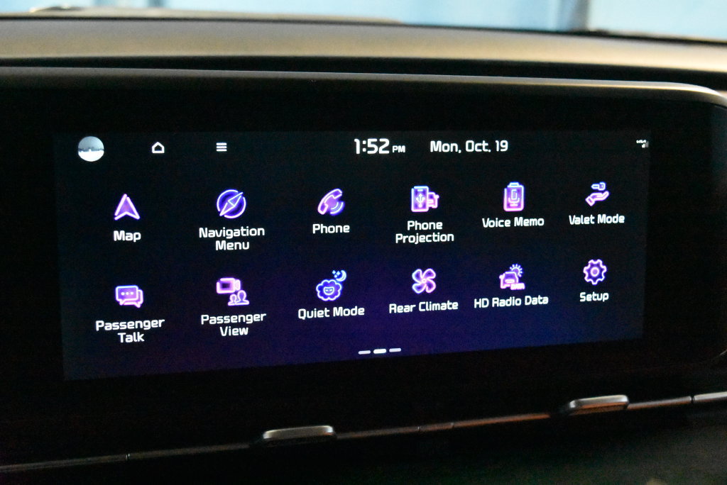 Used 2024 Kia Carnival SX FWD image 11