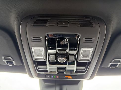 New 2026 Cadillac Escalade ESV Luxury image 24