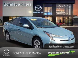 Used 2017 Toyota Prius Two video 1