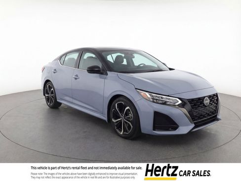 Used 2024 Nissan Altima 2.5 SR w/ SR Premium Package image 1