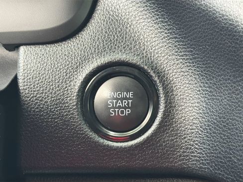 Used 2025 Toyota Tundra SR5 RWD image 27