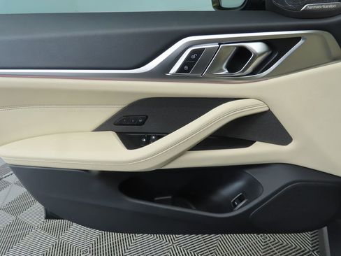 Used 2023 BMW i4 eDrive35 image 25