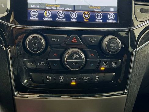 Used 2021 Jeep Grand Cherokee Trailhawk image 18