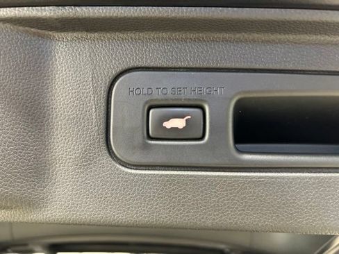 Certified 2024 Honda Pilot Touring image 25