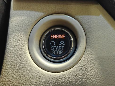 Used 2016 Lincoln MKS AWD w/ Equipment Group 101A image 17