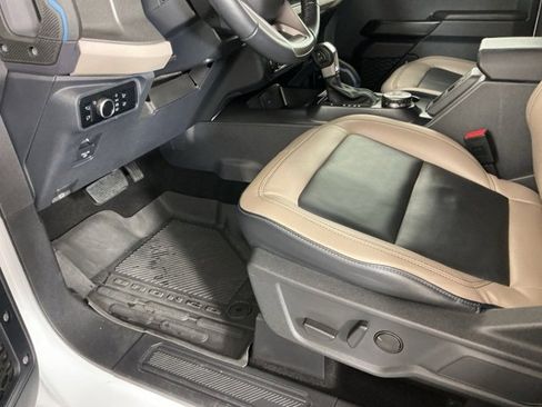 Used 2024 Ford Bronco Wildtrak image 17