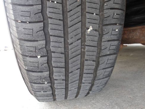 Used 2015 Ford Explorer FWD image 28