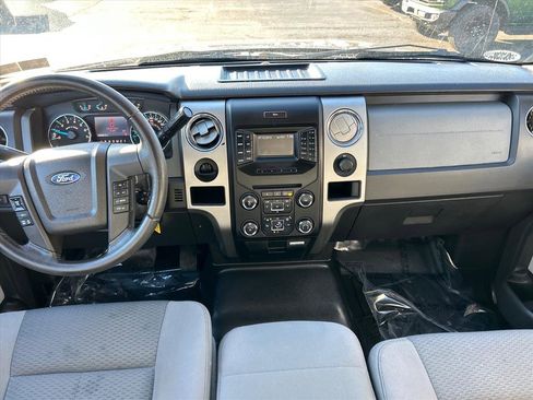 Used 2014 Ford F150 XLT w/ XLT Chrome Package image 4