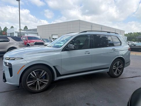 Used 2023 BMW X7 M60i w/ Executive Package AWD/4WD image 2