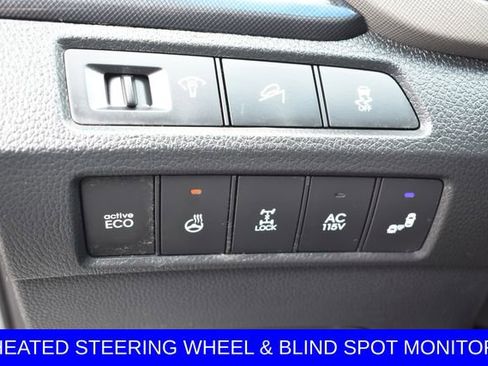 Used 2016 Hyundai Santa Fe SE w/ Option Group 03 AWD/4WD image 5