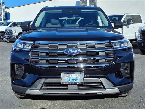New 2026 Ford Explorer Active image 2
