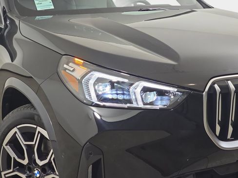 Used 2025 BMW X1 xDrive28i w/ Technology Package AWD/4WD image 35